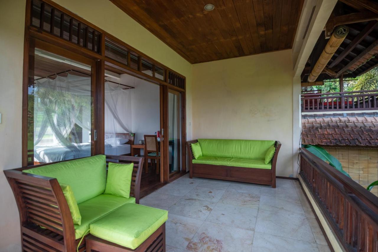 Lesong Hotel And Restaurant Munduk Exterior foto